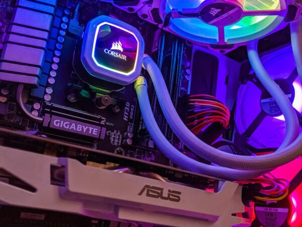 Pack Gaming Básico · Teclado + Ratón + Auriculares RGB